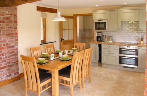 Ruthin Cottage | Tyn Y Celyn Canol