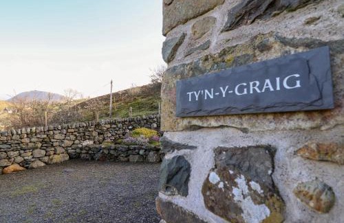 Arthog House | Tyn Y Graig