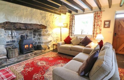 Arthog House | Tyn Y Graig