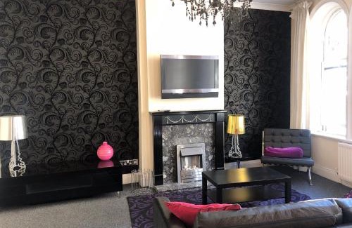 Newcastle-upon-Tyne Apartment | Tyne Bridge View