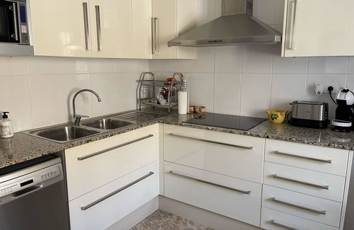 Sant Carles de la Rapita House | Typical town house on the ground floor, well lit and a large equipped terrace.