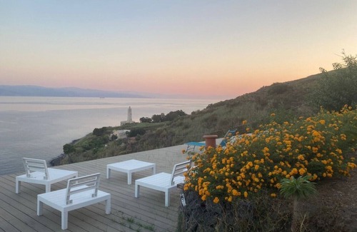 Vulcano Porto House | Typical Aeolian house 5 minutes' walk from the sea, Casa Francesca