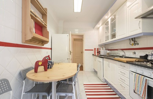 Sao Jorge de Arroios Apartment | Typical, family apartment with terrace for up to 8 people.