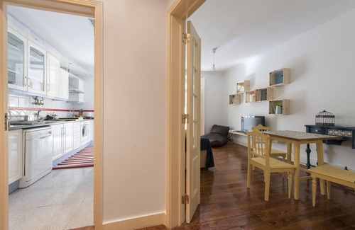 Sao Jorge de Arroios Apartment | Typical, family apartment with terrace for up to 8 people.
