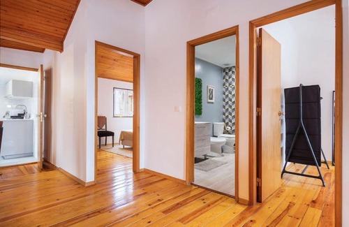 Linda-a-Velha Apartment | Typical portuguese apartment at Ajuda, Belem