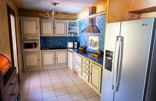 Manosque Villa | Typical Provencal villa, pool, luxurious amenities