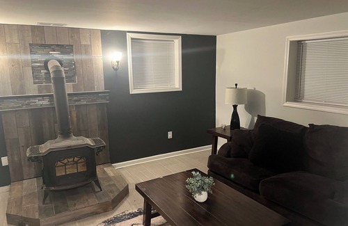 Plum House | U.S open Oakmont home! 4 minutes away! Walking distance!