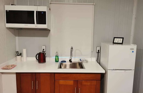 Powell River Apartment | U13 Seaside Serenity: Seal Bay Glamping Retreat