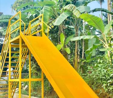 Sulthan Bathery Hotel | UCK VILLAS Muthanga