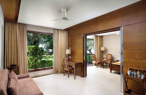 Aryad South Hotel | UDS Backwater Resort