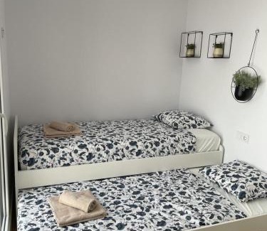 Port de Sagunt Apartment | UIM Mediterraneo Poeta 6 Wifi