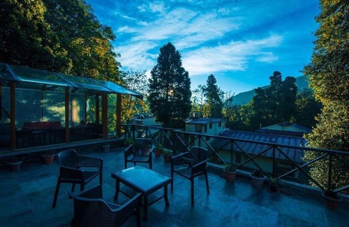 Nainital Villa | UK 04 3BR Homestay In Nainital (Pet Friendly)