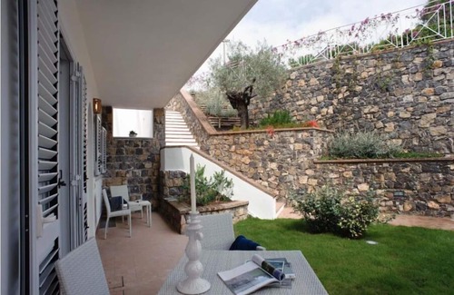 Villammare Apartment | Ulivo Apartment in the Residence le Ruve Bianche with swimming pool and private beach