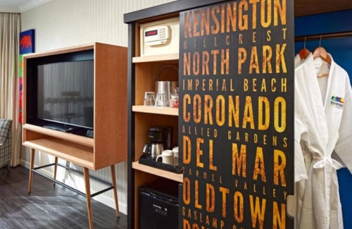 Civic Core House | Ultimate Cali Getaway! 3 Lovely Units, Fitness Center, Near Attractions