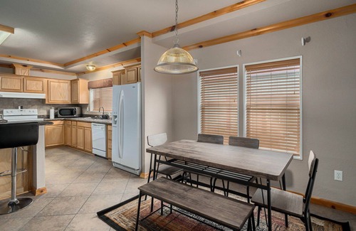 Kingston House | Ultimate Gamerm + Internet + Near Marina at Lake Texoma
