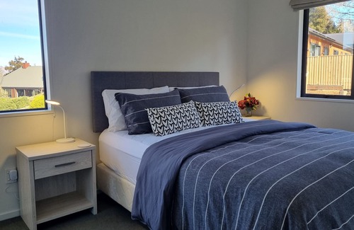 Hanmer Springs House | Ultimate in relaxation & unobstructed views, just minutes walk to village centre