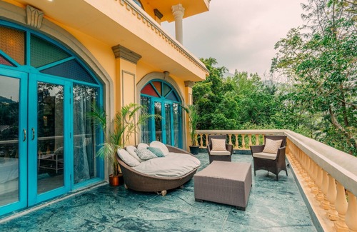 Tapovan Villa | Ultimate Luxury with Infinity Pool & Private Ghat
