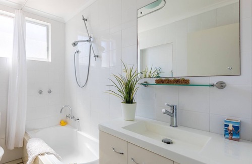 Kiama Heights Cottage | Ultimate oceanfront home