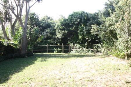 Blythedale House | Ultimate Privacy - 46 Sovereign Sands