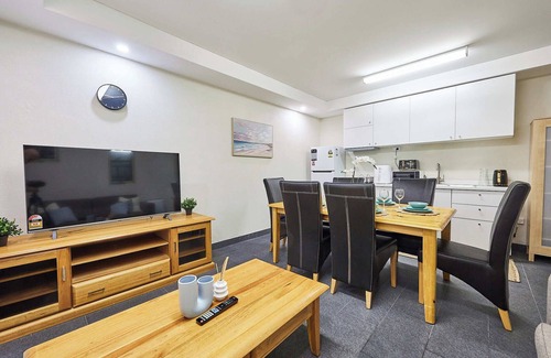 Scarborough House | Ultimate Scarborough Entertainer