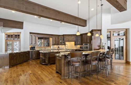 Salt Lake Mountain Resorts House | Ultimate Ski Retreat at Solitude Mountain Resort - Apex Lodge