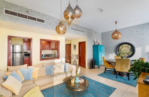 Dubai Marina Apartment | Ultimate Stay/3 Beds/Full Sea & JBR Beach View