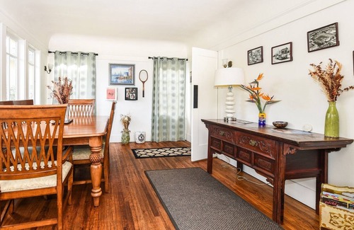 Middletown House | Ultra Charming Mid Town Craftsman - Near ALL beaches
