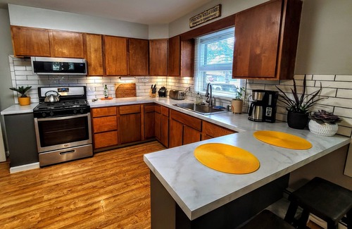 Boyne City House | Ultra Comfy, Clean & Spacious, Private Home in Boyne | Dogs Ok! | Walk to Town