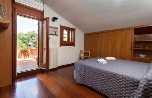 Zona III Marcigliana Villa | Ultra Luxe Villa w Stunning Pool Paradise