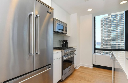 Central Park South Apartment | Ultra-Luxury Midtown Duplex w/Skyline Views