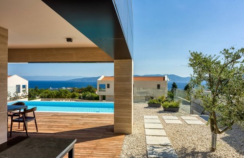 Drenje Villa | Ultra-modern Villa Unea with a stunning Sea View