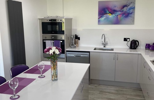 Newland Near Ulverston House | Ulverstons little gem - Sleeps 2 - Free Parking