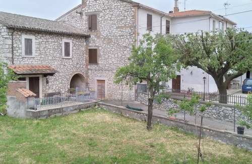 Guardea House | Umbria, apartment near Orvieto with parking