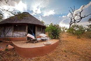 Thorny Bush Game Reserve Cabin | Umlani Bushcamp