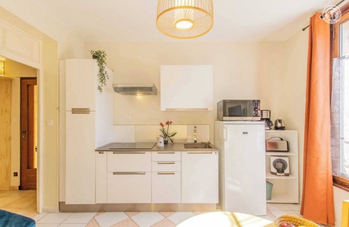 Chalon-sur-Saone Apartment | Un Air de Campagne à la Ville
