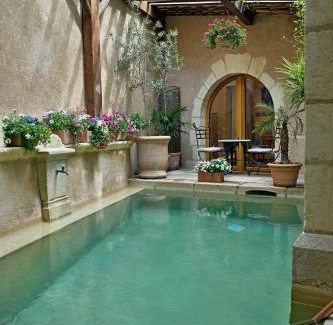 Notre-Dame du Mont Hotel | Un Mas en Ville