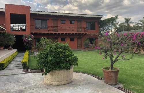 Cocoyoc House | Un oasis de tranquilidad y diversión familiar