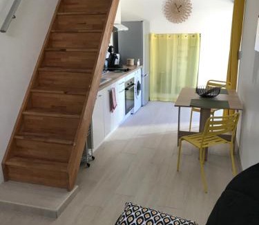 Violes Apartment | Un petit coin de Provence convivial