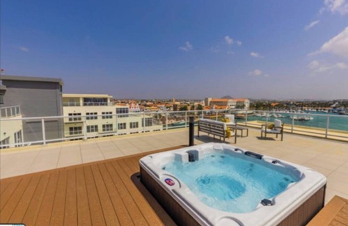 Rancho Condo | UNBEATABLE LOCATION IN THE HEART OF DOWNTOWN ORANJESTAD.