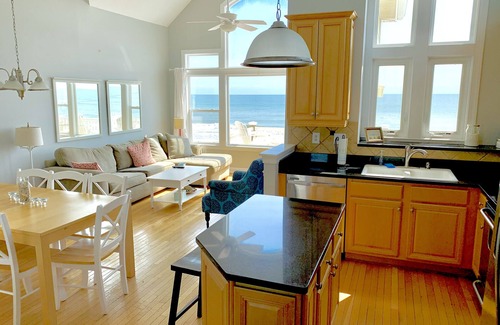 Surf City House | Unbelievable views! Oceanfront, 3 suites, Pool, Playground, king sleep number