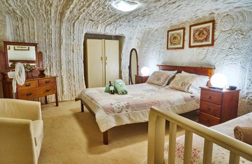 Coober Pedy Bed & Breakfast | Underground Bed & Breakfast