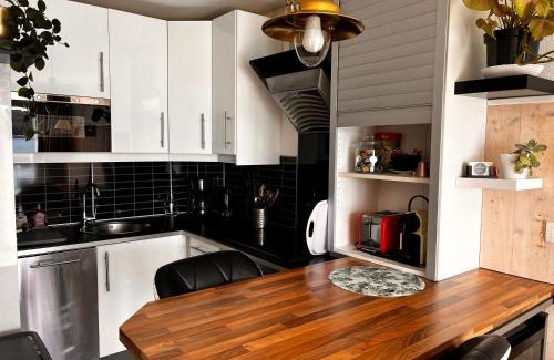 Crozon Apartment | Une terrasse sur la mer