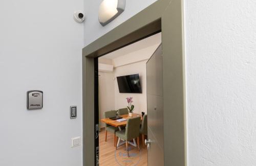 Corfu Town Apartment | UniQApt Garitsa Woods