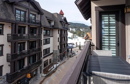 Tamarack Resort Condo | Unique 1 BR Condo in The Village|Fireplace|Balcony