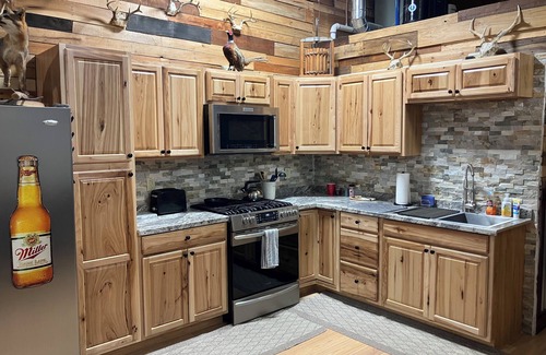 Elk Creek Township House | Unique 2000 sq. foot Pole Barn Edinboro/Albion/Elk Creek Township HVAC, WiFi