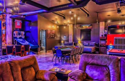 Puerto Penasco House | Unique FAMILY CAVE Heated Pool on demand