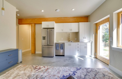 Redlands House | Unique Grand Junction Guest Suite w/Gas Fire Pit!