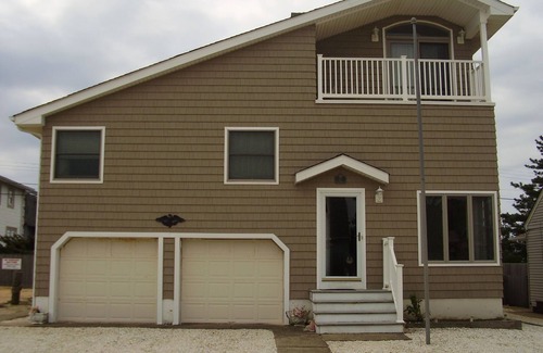 Mantoloking House | UNIQUE LOCATION! nONE HOUSE FROM PRIVATE BEACH.badges included!