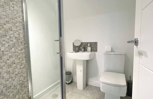 Manchester Apartment | UNIQUE Loft 8min to CITY★Work&Leisure★FREE Parking