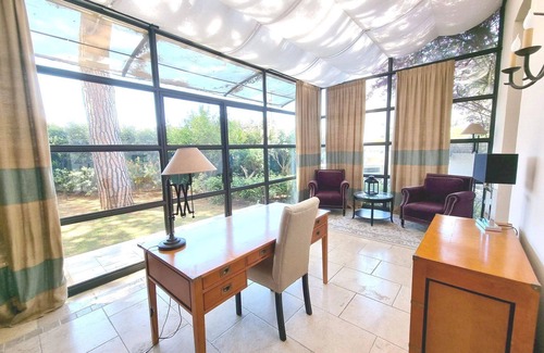 Pointe Croisette House | UNIQUE ON THE CROISETTE - Beaches on foot